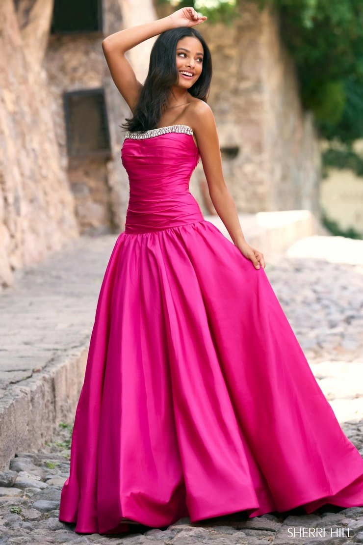 Sherri Hill Default Thumbnail Image